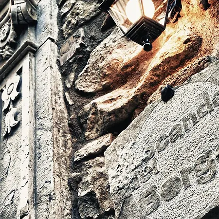 Del Borgo Πανδοχείο *